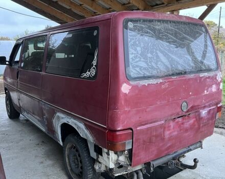 Красный Фольксваген Transporter, объемом двигателя 1.9 л и пробегом 390 тыс. км за 2900 $, фото 2 на Automoto.ua