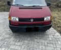 Червоний Фольксваген Transporter, об'ємом двигуна 2.4 л та пробігом 300 тис. км за 2750 $, фото 1 на Automoto.ua