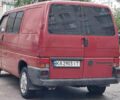Красный Фольксваген Transporter, объемом двигателя 2.5 л и пробегом 460 тыс. км за 4400 $, фото 9 на Automoto.ua
