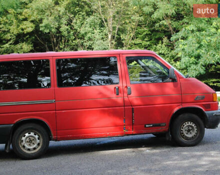 Красный Фольксваген Transporter, объемом двигателя 0 л и пробегом 608 тыс. км за 4300 $, фото 1 на Automoto.ua