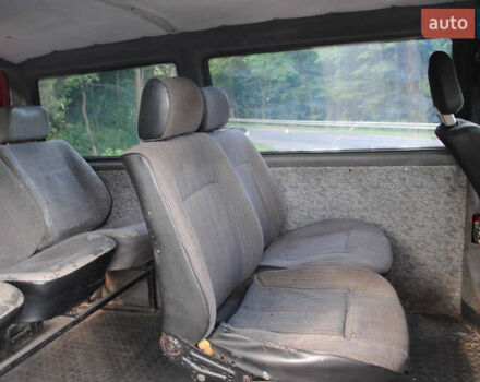 Красный Фольксваген Transporter, объемом двигателя 0 л и пробегом 608 тыс. км за 4300 $, фото 9 на Automoto.ua