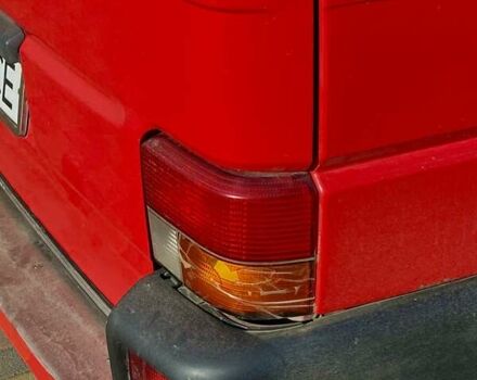 Красный Фольксваген Transporter, объемом двигателя 2.46 л и пробегом 350 тыс. км за 6900 $, фото 10 на Automoto.ua