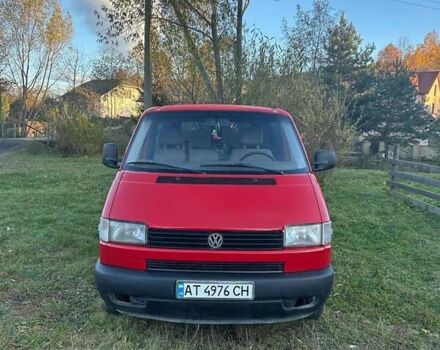 Красный Фольксваген Transporter, объемом двигателя 2.4 л и пробегом 400 тыс. км за 4600 $, фото 16 на Automoto.ua