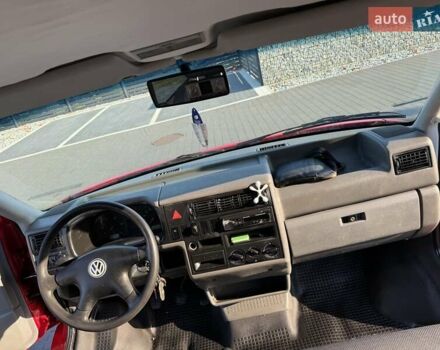 Красный Фольксваген Transporter, объемом двигателя 2.46 л и пробегом 380 тыс. км за 6300 $, фото 28 на Automoto.ua