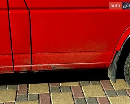 Красный Фольксваген Transporter, объемом двигателя 2.46 л и пробегом 350 тыс. км за 6900 $, фото 11 на Automoto.ua