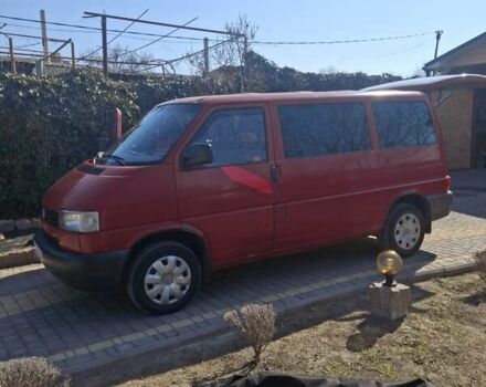 Красный Фольксваген Transporter, объемом двигателя 2.37 л и пробегом 368 тыс. км за 6000 $, фото 4 на Automoto.ua