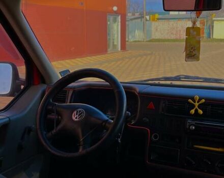 Красный Фольксваген Transporter, объемом двигателя 2.46 л и пробегом 350 тыс. км за 6900 $, фото 12 на Automoto.ua