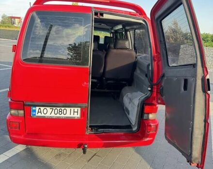 Красный Фольксваген Transporter, объемом двигателя 2.46 л и пробегом 380 тыс. км за 6300 $, фото 42 на Automoto.ua