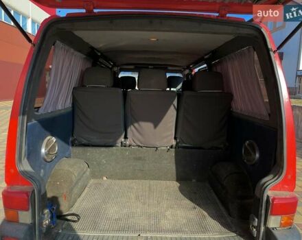 Красный Фольксваген Transporter, объемом двигателя 2.46 л и пробегом 350 тыс. км за 6900 $, фото 19 на Automoto.ua