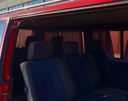 Красный Фольксваген Transporter, объемом двигателя 2.46 л и пробегом 350 тыс. км за 6900 $, фото 17 на Automoto.ua