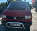 Красный Фольксваген Transporter, объемом двигателя 2.5 л и пробегом 200 тыс. км за 6900 $, фото 1 на Automoto.ua