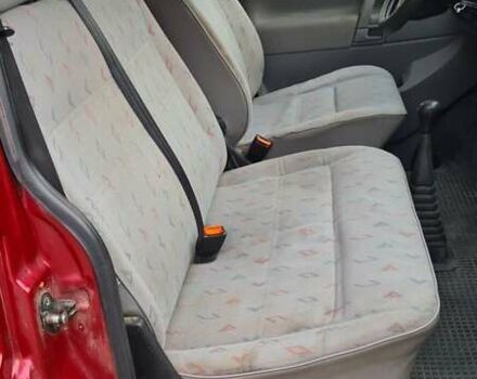 Красный Фольксваген Transporter, объемом двигателя 2.5 л и пробегом 206 тыс. км за 7290 $, фото 13 на Automoto.ua