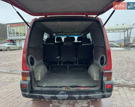 Красный Фольксваген Transporter, объемом двигателя 2.5 л и пробегом 420 тыс. км за 5950 $, фото 11 на Automoto.ua