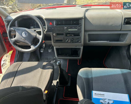 Червоний Фольксваген Transporter, об'ємом двигуна 2.5 л та пробігом 373 тис. км за 7500 $, фото 4 на Automoto.ua