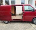 Красный Фольксваген Transporter, объемом двигателя 2.5 л и пробегом 206 тыс. км за 7400 $, фото 10 на Automoto.ua