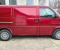 Красный Фольксваген Transporter, объемом двигателя 2.5 л и пробегом 206 тыс. км за 7400 $, фото 3 на Automoto.ua
