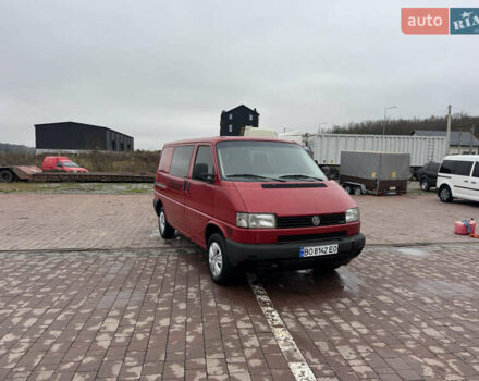 Красный Фольксваген Transporter, объемом двигателя 2.5 л и пробегом 420 тыс. км за 5950 $, фото 4 на Automoto.ua