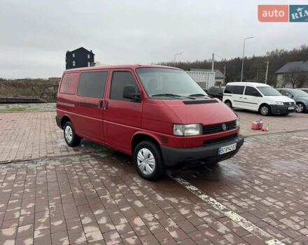 Красный Фольксваген Transporter, объемом двигателя 2.5 л и пробегом 420 тыс. км за 5950 $, фото 3 на Automoto.ua