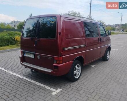 Красный Фольксваген Transporter, объемом двигателя 2.5 л и пробегом 420 тыс. км за 8000 $, фото 18 на Automoto.ua