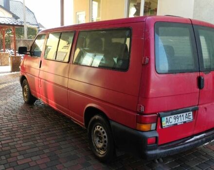 Красный Фольксваген Transporter, объемом двигателя 2.5 л и пробегом 450 тыс. км за 6000 $, фото 2 на Automoto.ua