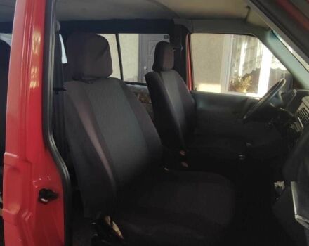 Красный Фольксваген Transporter, объемом двигателя 2.5 л и пробегом 450 тыс. км за 6000 $, фото 8 на Automoto.ua