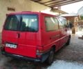 Красный Фольксваген Transporter, объемом двигателя 2.5 л и пробегом 450 тыс. км за 6000 $, фото 3 на Automoto.ua