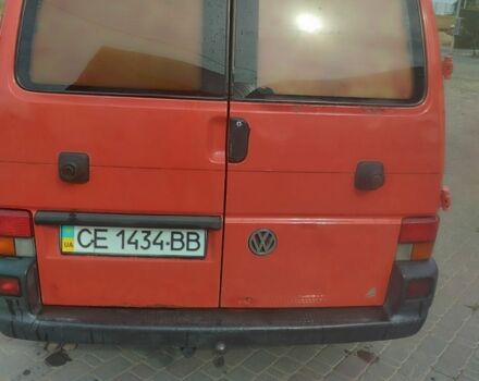Красный Фольксваген Transporter, объемом двигателя 2.5 л и пробегом 386 тыс. км за 5200 $, фото 3 на Automoto.ua