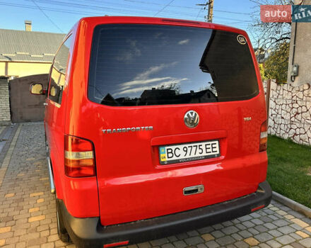 Красный Фольксваген Transporter, объемом двигателя 1.9 л и пробегом 305 тыс. км за 7900 $, фото 5 на Automoto.ua