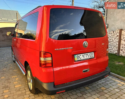 Красный Фольксваген Transporter, объемом двигателя 1.9 л и пробегом 305 тыс. км за 7900 $, фото 4 на Automoto.ua