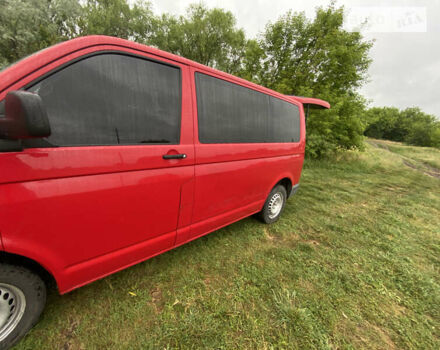 Красный Фольксваген Transporter, объемом двигателя 1.9 л и пробегом 360 тыс. км за 6800 $, фото 6 на Automoto.ua