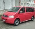 Красный Фольксваген Transporter, объемом двигателя 1.9 л и пробегом 325 тыс. км за 7600 $, фото 1 на Automoto.ua