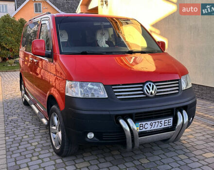 Красный Фольксваген Transporter, объемом двигателя 1.9 л и пробегом 305 тыс. км за 7900 $, фото 2 на Automoto.ua