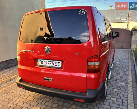 Красный Фольксваген Transporter, объемом двигателя 1.9 л и пробегом 305 тыс. км за 7900 $, фото 7 на Automoto.ua