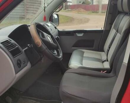 Красный Фольксваген Transporter, объемом двигателя 1.9 л и пробегом 345 тыс. км за 8000 $, фото 22 на Automoto.ua