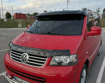 Красный Фольксваген Transporter, объемом двигателя 2.5 л и пробегом 280 тыс. км за 10900 $, фото 2 на Automoto.ua