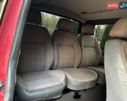 Красный Фольксваген Transporter, объемом двигателя 1.9 л и пробегом 221 тыс. км за 6999 $, фото 43 на Automoto.ua