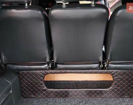 Красный Фольксваген Transporter, объемом двигателя 2.46 л и пробегом 220 тыс. км за 13800 $, фото 33 на Automoto.ua