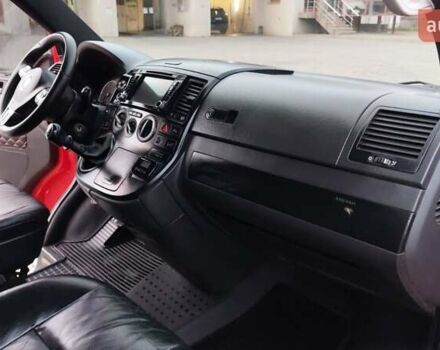 Красный Фольксваген Transporter, объемом двигателя 2.46 л и пробегом 220 тыс. км за 13800 $, фото 36 на Automoto.ua