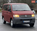 Красный Фольксваген Transporter, объемом двигателя 2.5 л и пробегом 400 тыс. км за 5250 $, фото 10 на Automoto.ua