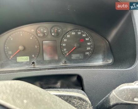 Красный Фольксваген Transporter, объемом двигателя 2.46 л и пробегом 400 тыс. км за 5000 $, фото 10 на Automoto.ua