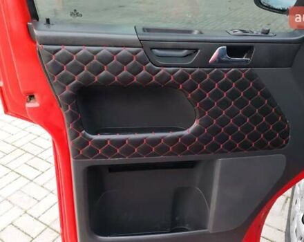 Красный Фольксваген Transporter, объемом двигателя 2.46 л и пробегом 220 тыс. км за 13800 $, фото 32 на Automoto.ua