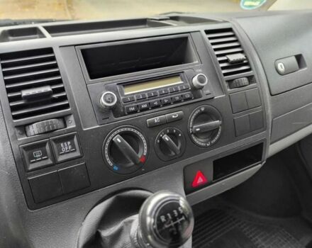 Червоний Фольксваген Transporter, об'ємом двигуна 2.5 л та пробігом 200 тис. км за 2850 $, фото 7 на Automoto.ua