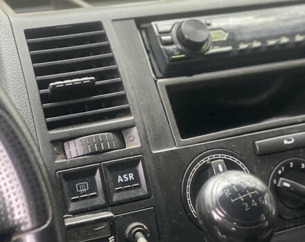 Красный Фольксваген Transporter, объемом двигателя 2.46 л и пробегом 300 тыс. км за 7500 $, фото 7 на Automoto.ua