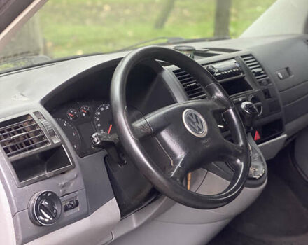 Красный Фольксваген Transporter, объемом двигателя 2.46 л и пробегом 300 тыс. км за 7500 $, фото 5 на Automoto.ua