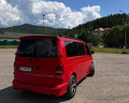 Красный Фольксваген Transporter, объемом двигателя 2.46 л и пробегом 310 тыс. км за 9850 $, фото 5 на Automoto.ua