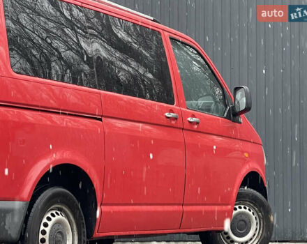 Красный Фольксваген Transporter, объемом двигателя 1.9 л и пробегом 335 тыс. км за 7899 $, фото 55 на Automoto.ua