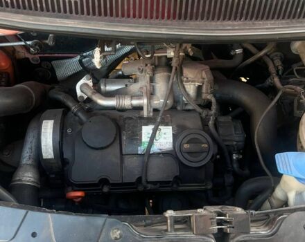 Красный Фольксваген Transporter, объемом двигателя 1.9 л и пробегом 334 тыс. км за 7200 $, фото 17 на Automoto.ua