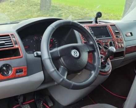 Красный Фольксваген Transporter, объемом двигателя 2.5 л и пробегом 405 тыс. км за 7500 $, фото 7 на Automoto.ua