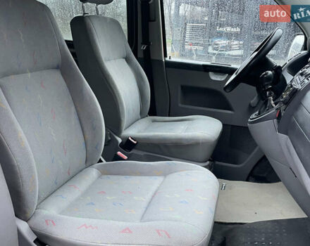 Красный Фольксваген Transporter, объемом двигателя 1.9 л и пробегом 335 тыс. км за 7899 $, фото 86 на Automoto.ua