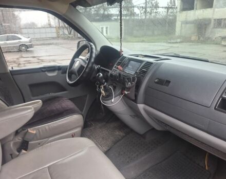 Красный Фольксваген Transporter, объемом двигателя 2.5 л и пробегом 302 тыс. км за 7000 $, фото 6 на Automoto.ua